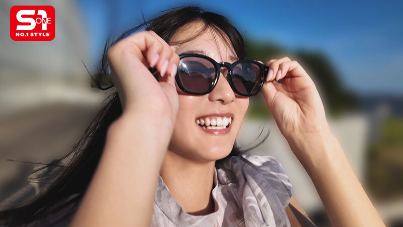 第一次的饭店过夜性爱拍摄,超渴望性爱的美乳新人!