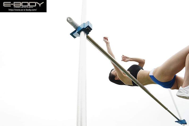 「9头身跳高好手」火辣下海，「超凶巨乳曲线」亮点满满！